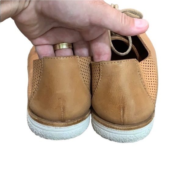 - Kork-Ease Tan Margaret Leather Oxford Shoe Sneaker - Picture 6 of 7